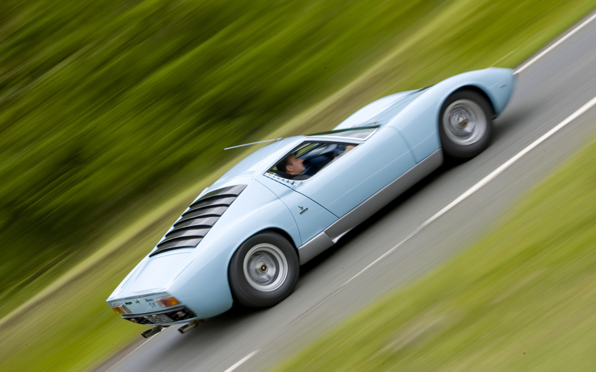 Lamborghini Miura side profile