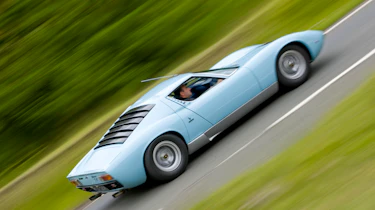 Lamborghini Miura side profile