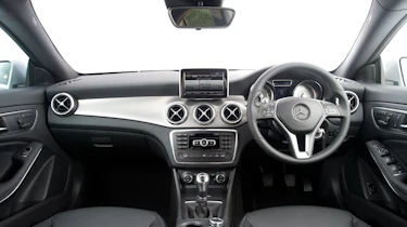 Mercedes CLA180