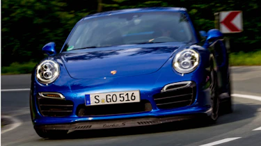 Porsche 911 Turbo S front cornering