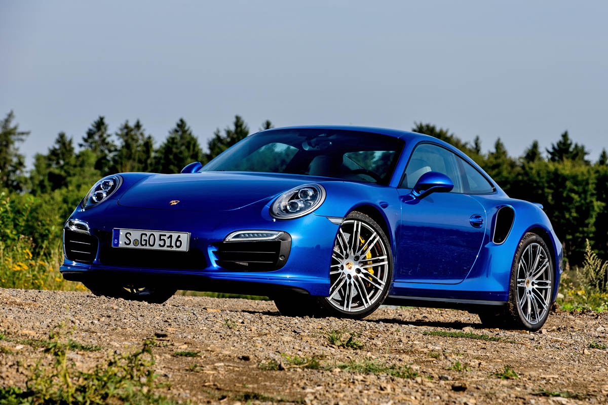 Porsche 911 Turbo S blue