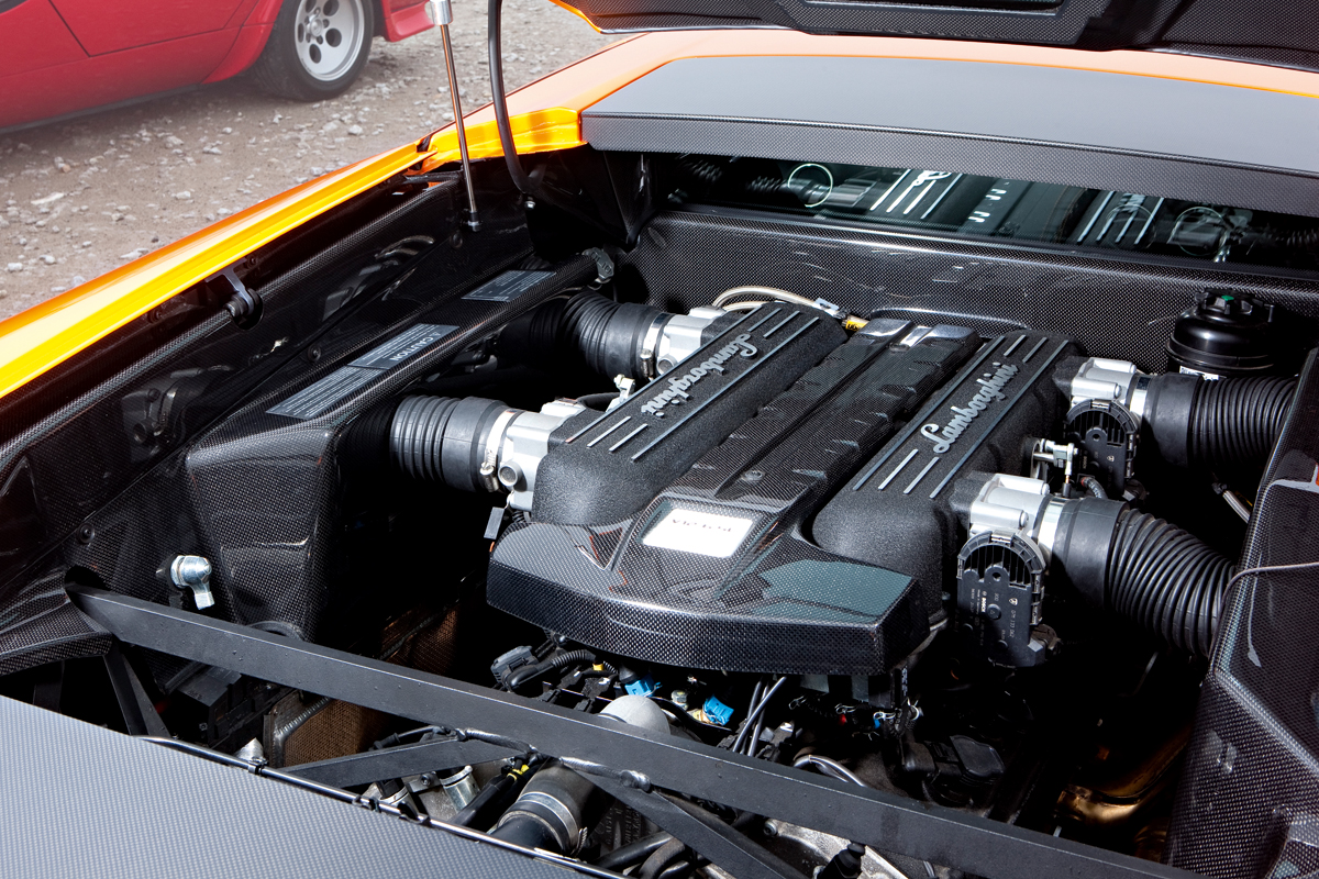 Lamborghini Murcielago engine