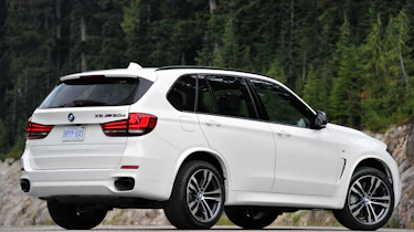 BMW X5 M50d rear