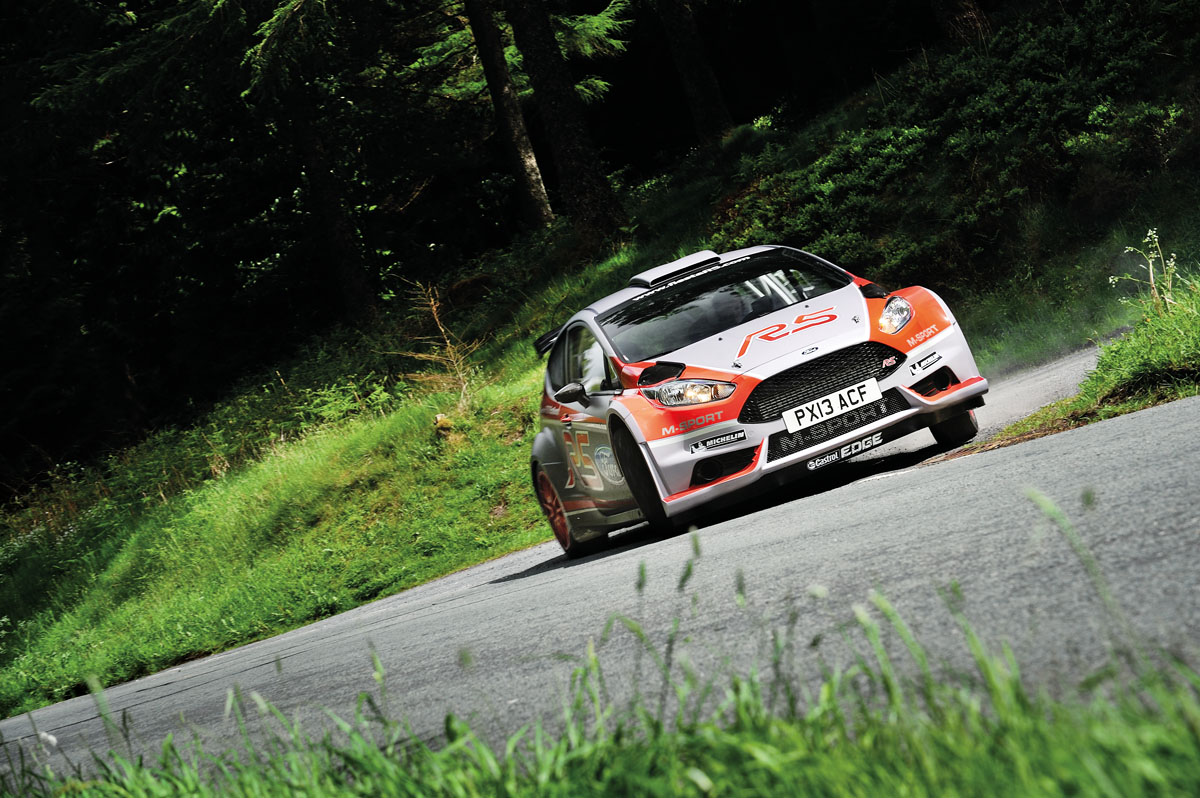 Ford Fiesta R5 rally car