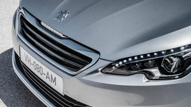New Peugeot 308 front grille