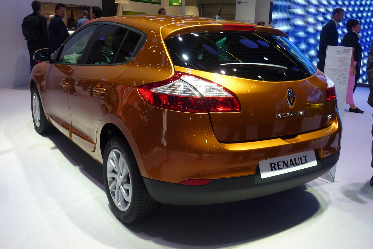 Renault Megane five door hatch brown