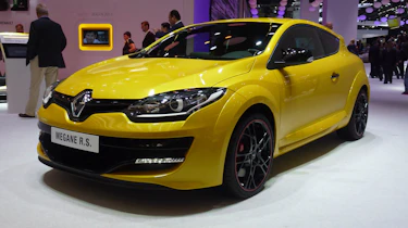 Renault Megane yellow