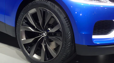 Jaguar C-X17 SUV alloy wheel