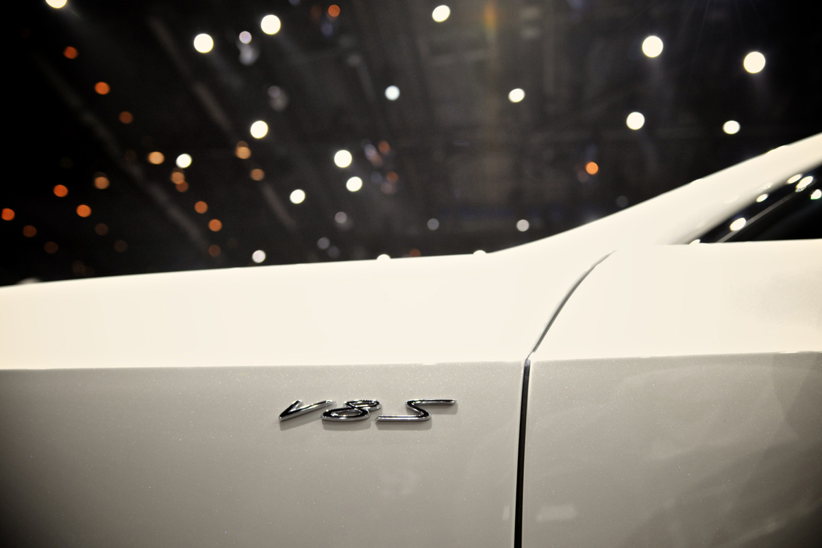 Bentley Continental GT V8 S badge