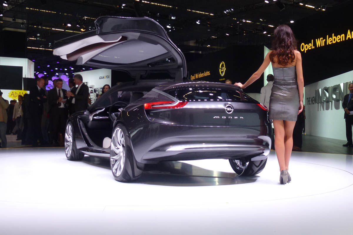 Opel Monza concept car Frankfurt rear