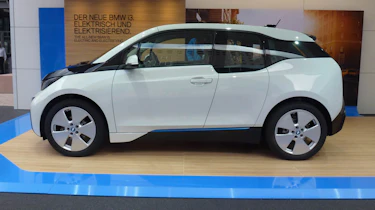 BMW i3 specs, pictures and video