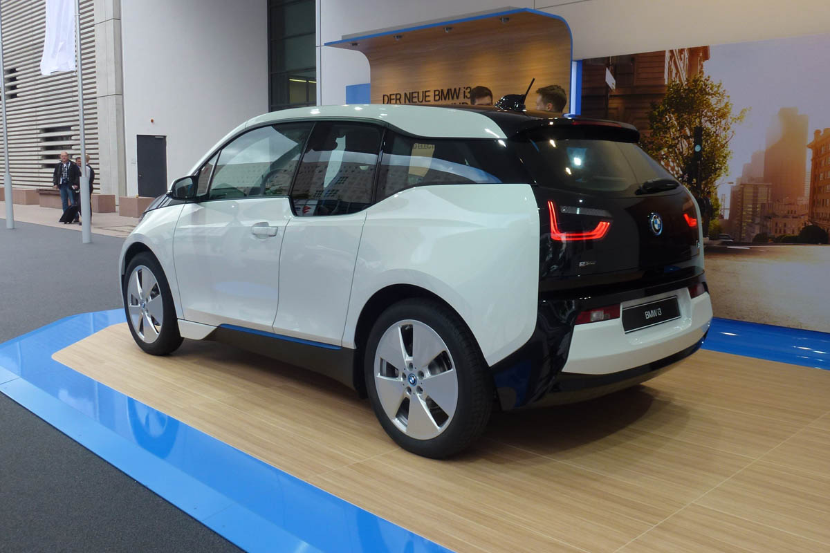 BMW i3 specs, pictures and video