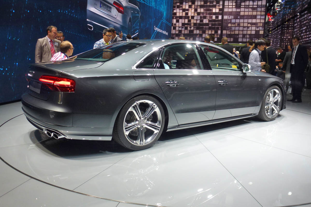 Audi S8 Frankfurt motor show rear