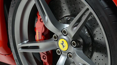 Ferrari 458 Speciale wheel