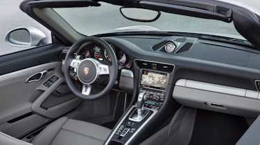 2013 Porsche 911 Turbo Cabriolet interior dashboard