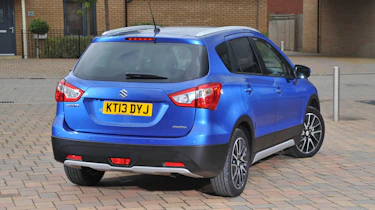 Suzuki SX4 S-Cross boost blue rear