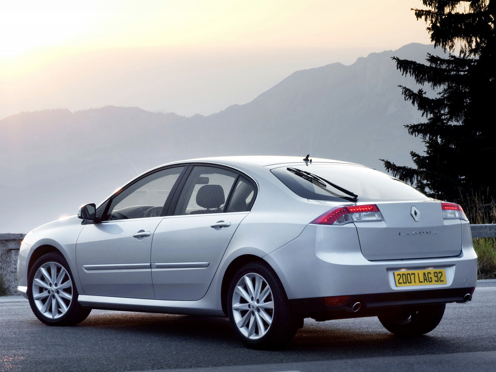 Renault Laguna