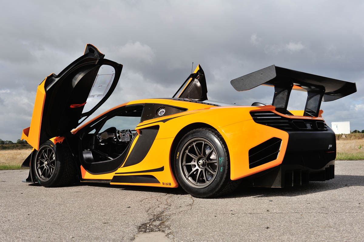 McLaren 12C Can-Am doors open