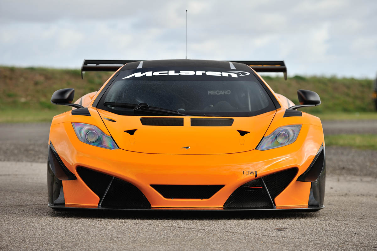 McLaren 12C Can-Am front splitter