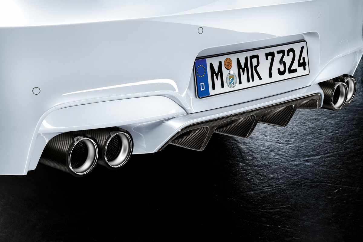 BMW lM6 carbon fibre exhaust finishers and diffuser