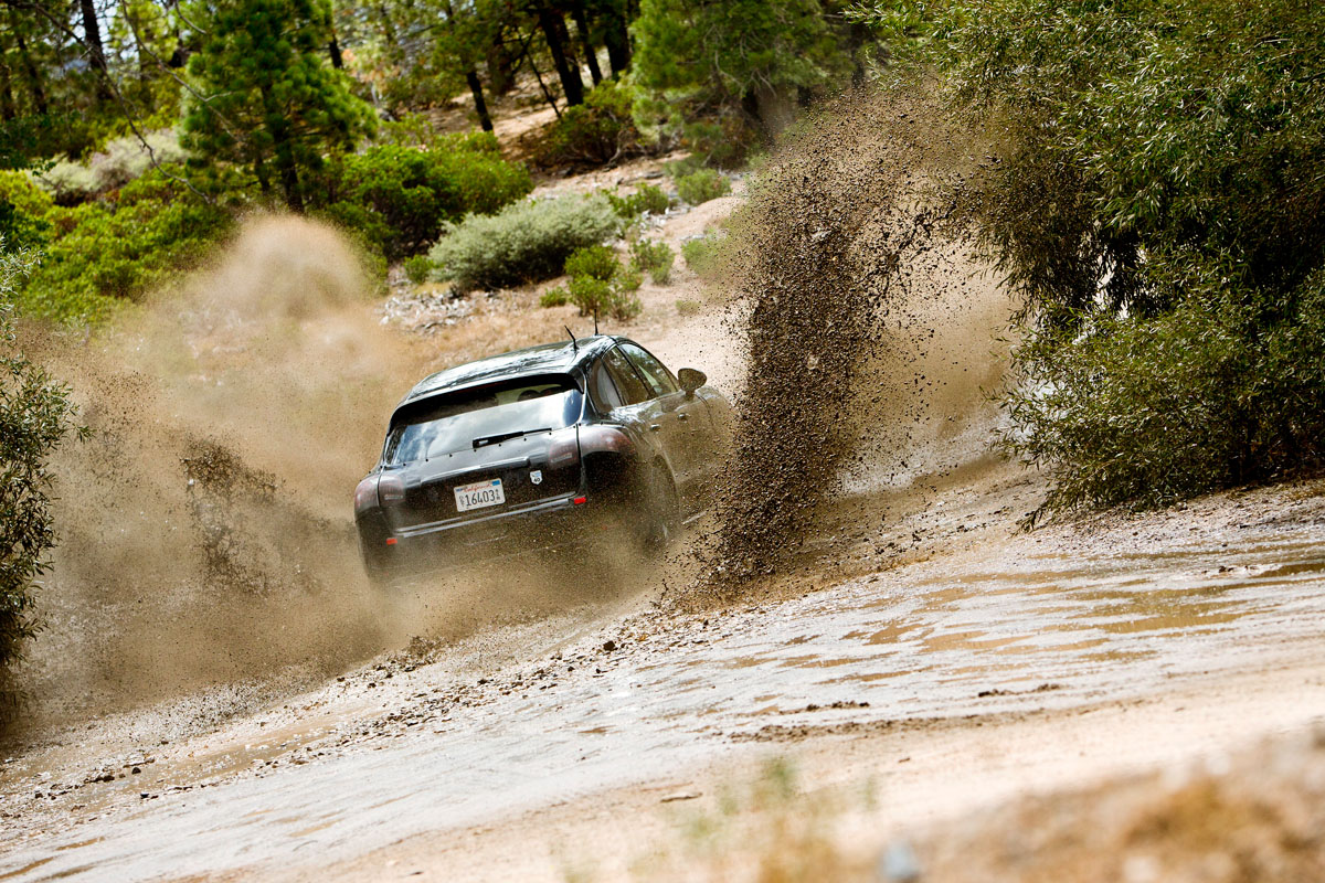 Porsche Macan SUV off roading