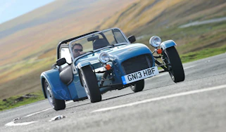 Caterham Seven 160 drift sideways