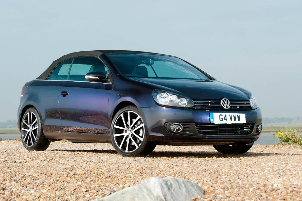 VW Golf Cabriolet roof up