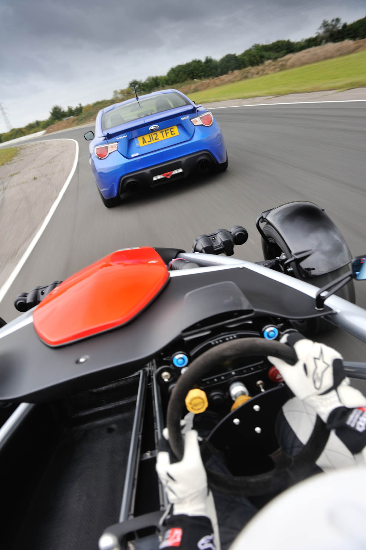 Ariel Atom 3.5 vs Subaru BRZ