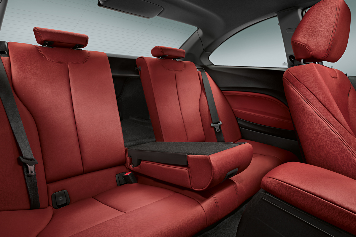 BMW 2-series coupe rear seats