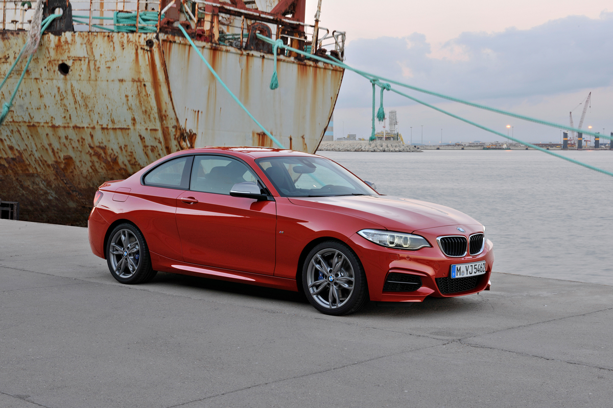 BMW 2-series coupe red front