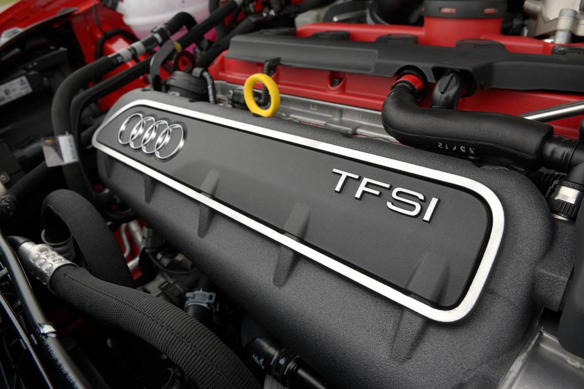 Audi RS Q3 2.5 turbo engine
