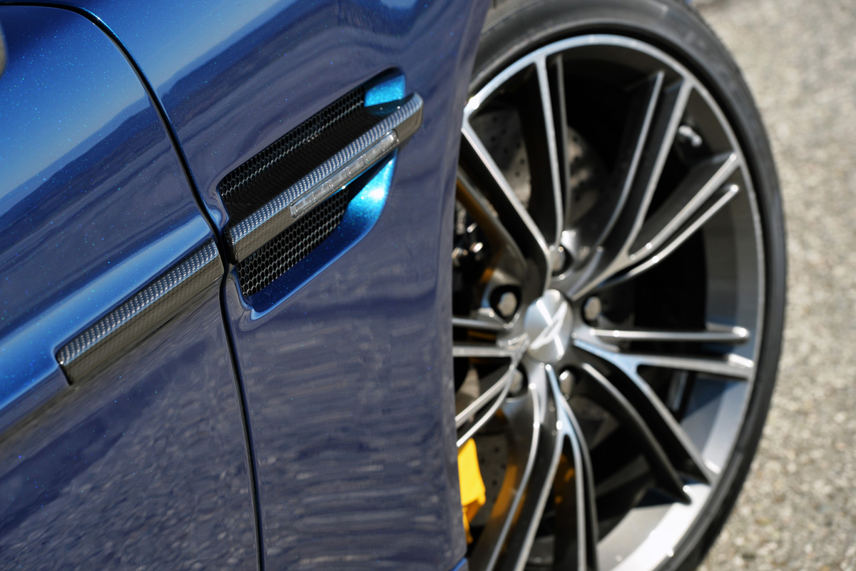 Aston Martin Vanquish Volante alloy wheel yellow brakes
