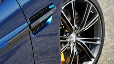 Aston Martin Vanquish Volante alloy wheel yellow brakes