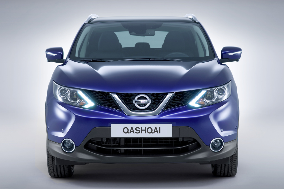 2014 Nissan Qashqai front