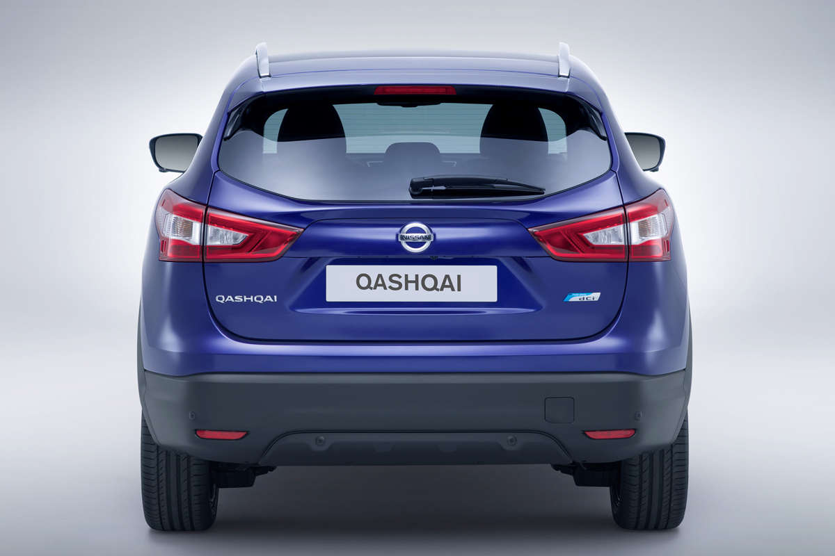 2014 Nissan Qashqai rear