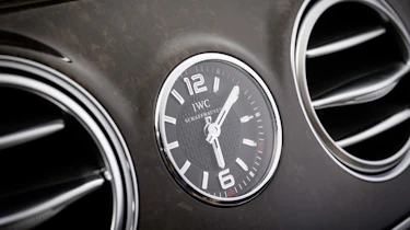 Mercedes S65 AMG clock