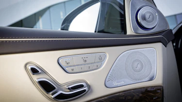 Mercedes S65 AMG speakers