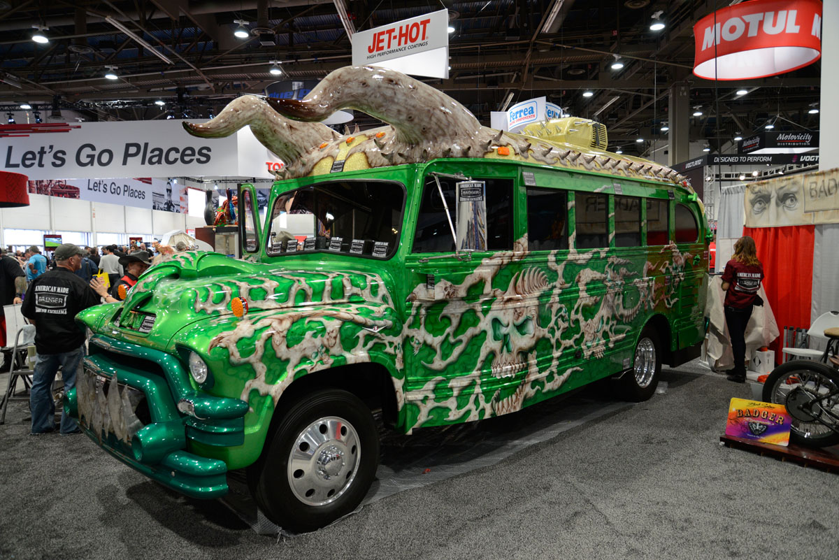 Horned school bus
