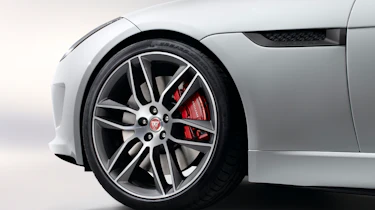 Jaguar F-type R Coupe brakes and alloy wheel