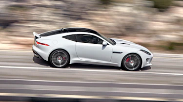 Jaguar F-type R Coupe Polaris White spoiler up