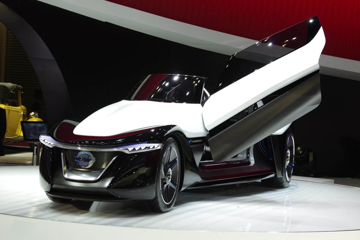Nissan Bladeglider concept at Tokyo show
