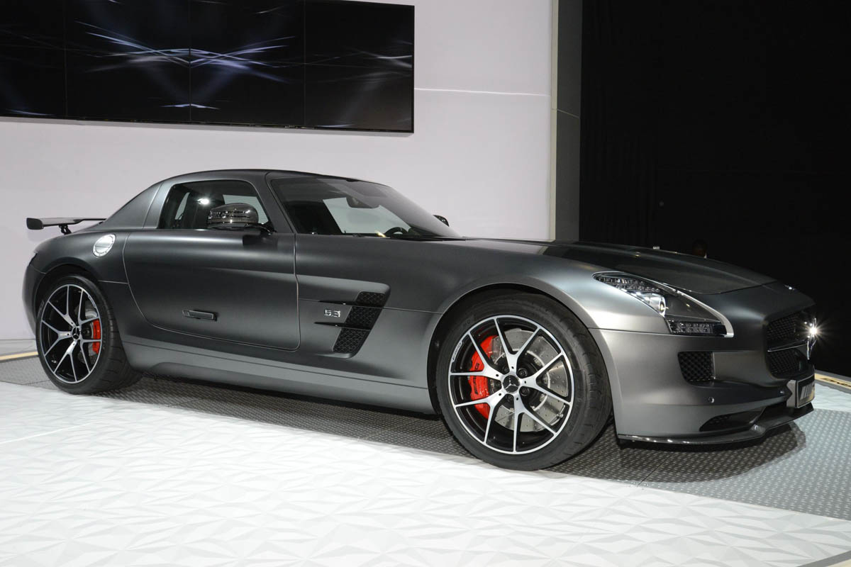 Mercedes SLS AMG GT Final Edition grey side profile