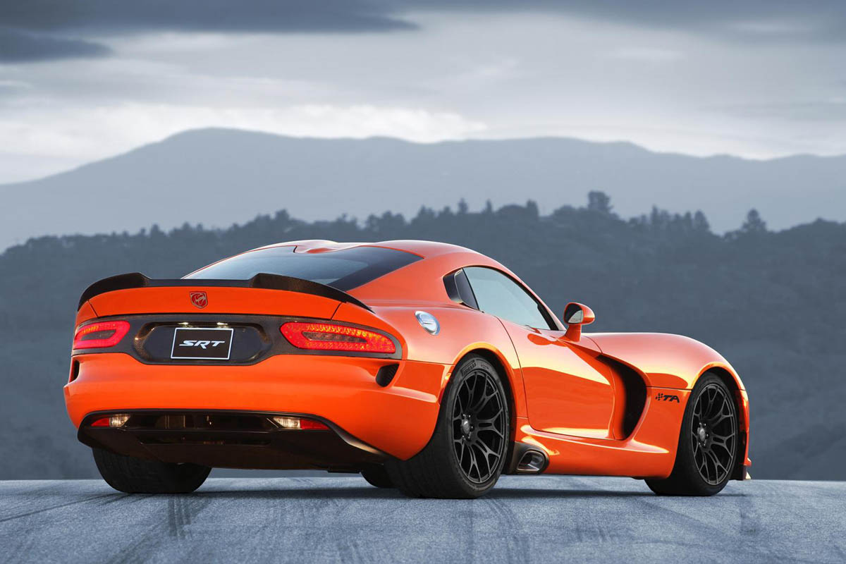 SRT Viper TA edition orange rear