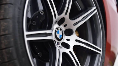 BMW M6 Competition Package alloy wheel carbon brakes