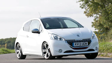 Peugeot 208 GTI white front