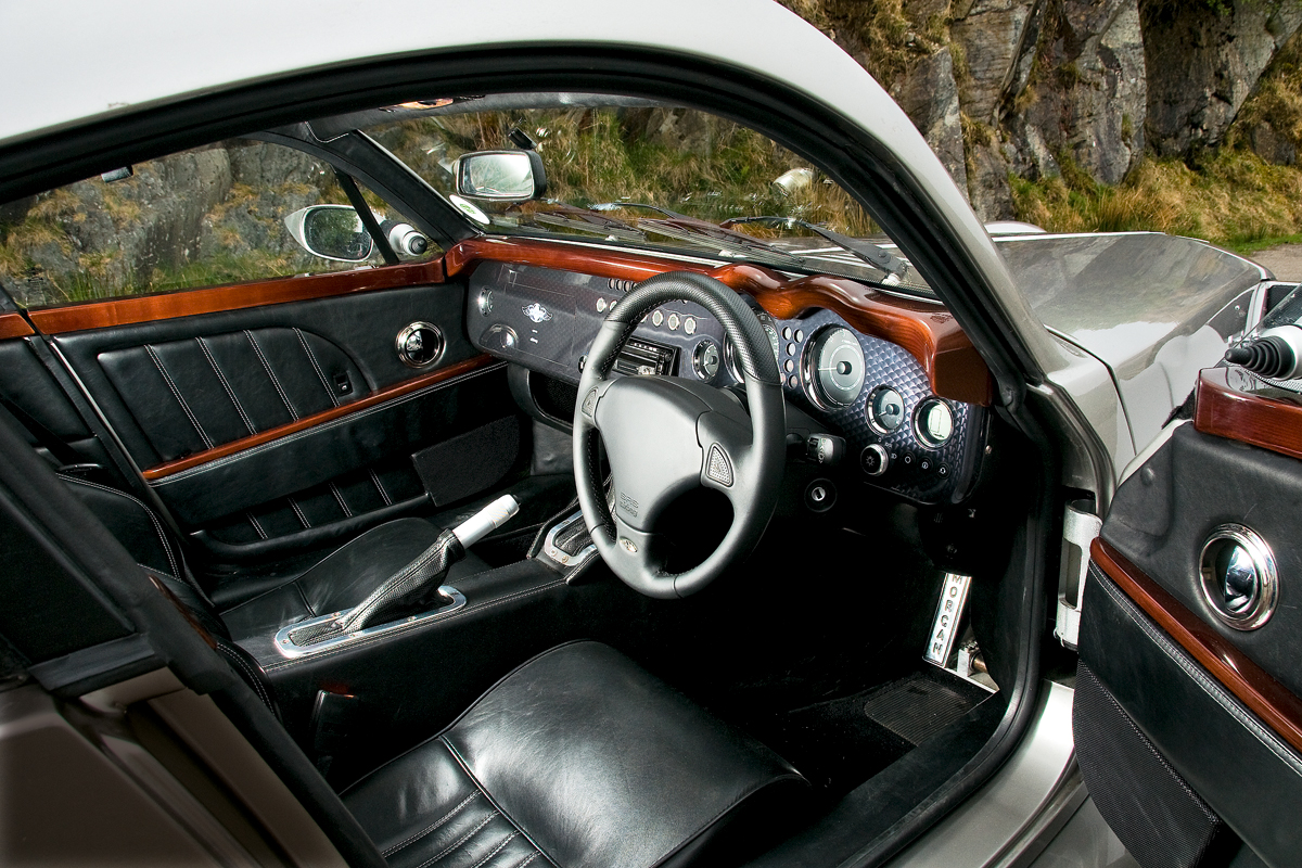 Morgan AeroMax interior