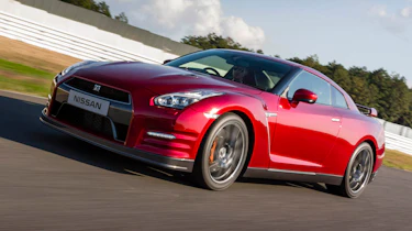 Nissan GT-R 2014 Vermillion Red