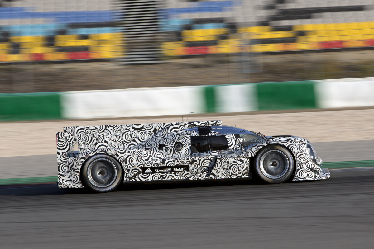 Porsche 2014 LMP1 Le Mans car testing