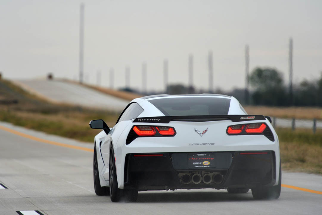 Corvette Stingray Hennessey speed run