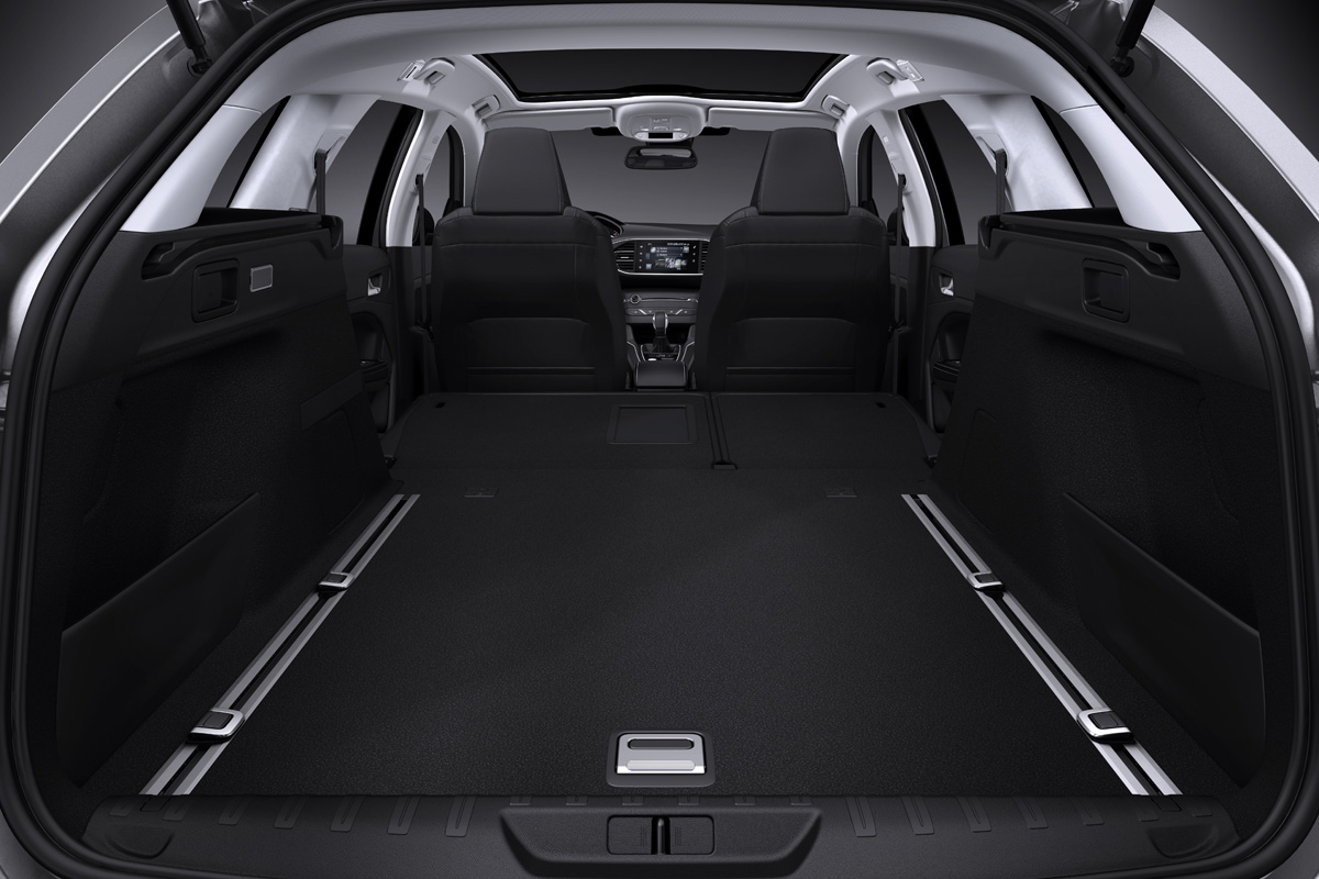 Peugeot 308 SW load bay